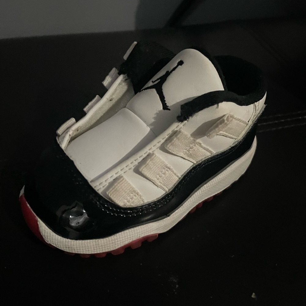 Jordan missing strings price reflects